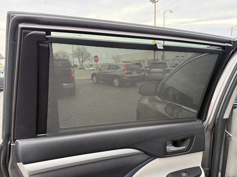 Used 2016 Toyota Highlander XLE image 80