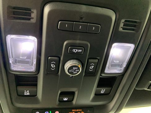 Used 2024 GMC Yukon AT4 w/ Technology Package image 39