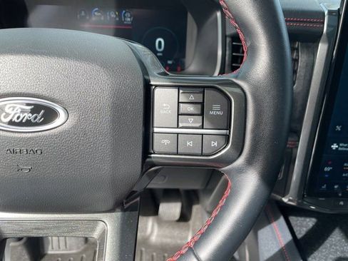 Used 2022 Ford Expedition Max Limited image 10