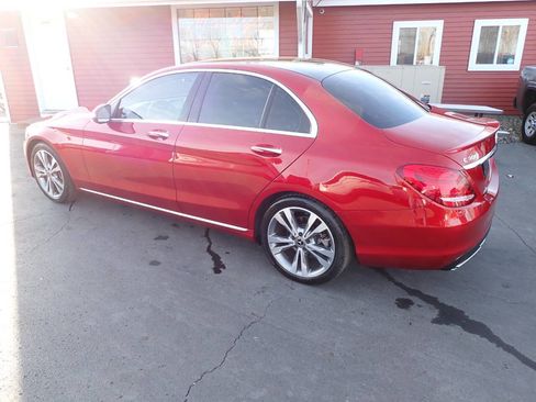 Used 2018 Mercedes-Benz C 300 Sedan image 4