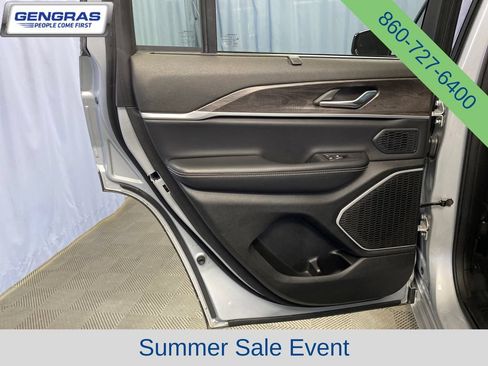 Used 2024 Jeep Grand Cherokee Limited 4xe AWD/4WD image 25