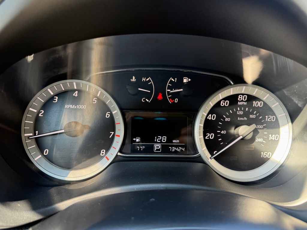 Used 2015 Nissan Sentra SR FWD image 17