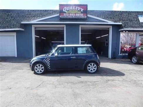 Used 2006 MINI Cooper Hardtop image 1