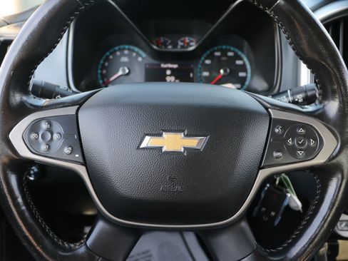 Used 2022 Chevrolet Colorado Z71 image 17