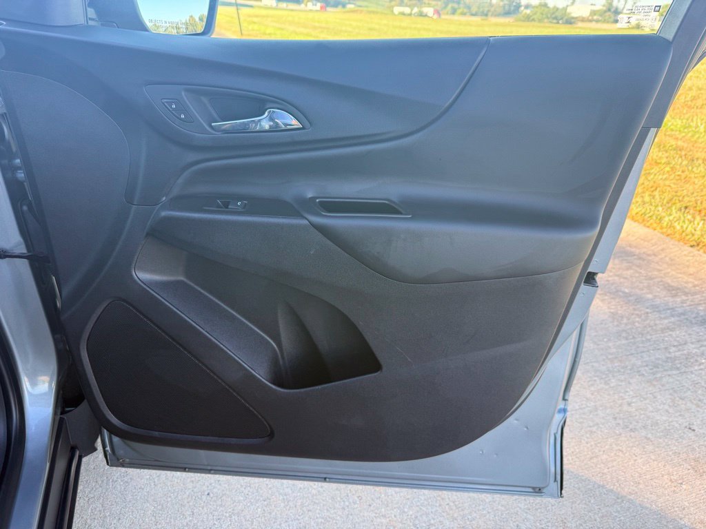 Used 2024 Chevrolet Equinox LT AWD/4WD image 21