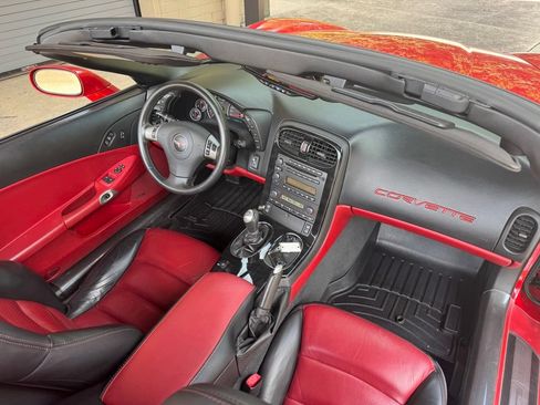 Used 2009 Chevrolet Corvette Convertible w/ Preferred Equipment Group RWD image 15
