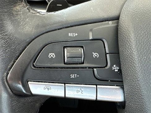 Used 2021 Cadillac CT4 Luxury image 25