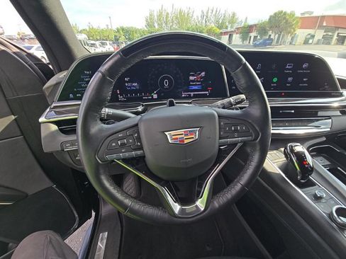 Used 2024 Cadillac Escalade Sport AWD/4WD image 12