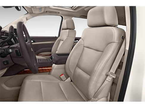 Used 2015 Chevrolet Suburban LT w/ Max Trailering Package image 10