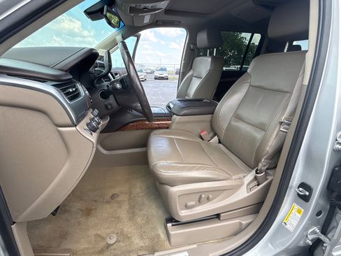 Used 2015 Chevrolet Suburban LTZ AWD/4WD image 14