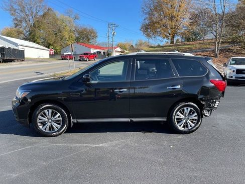 Used 2019 Nissan Pathfinder S AWD/4WD image 2