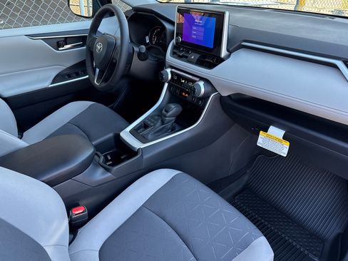 New 2025 Toyota RAV4 XLE image 16