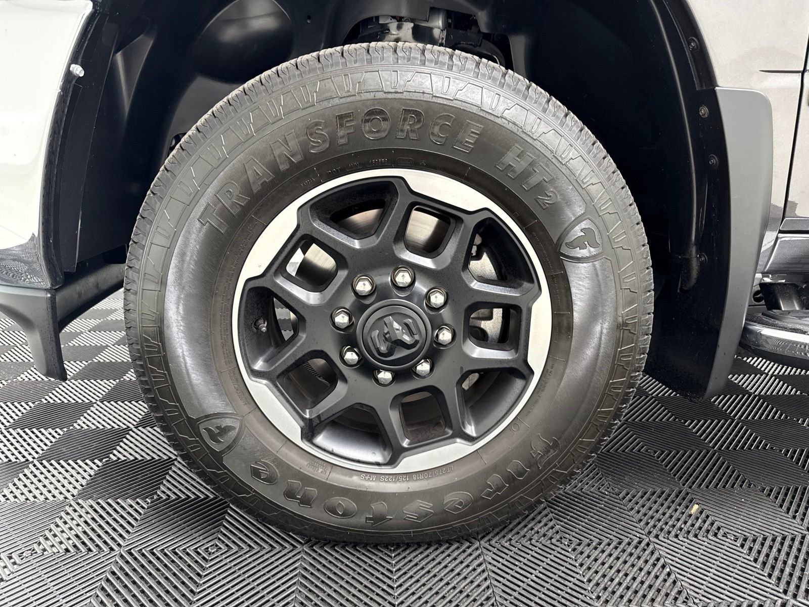Used 2026 RAM 3500 Laramie w/ Towing Technology Group AWD/4WD image 16