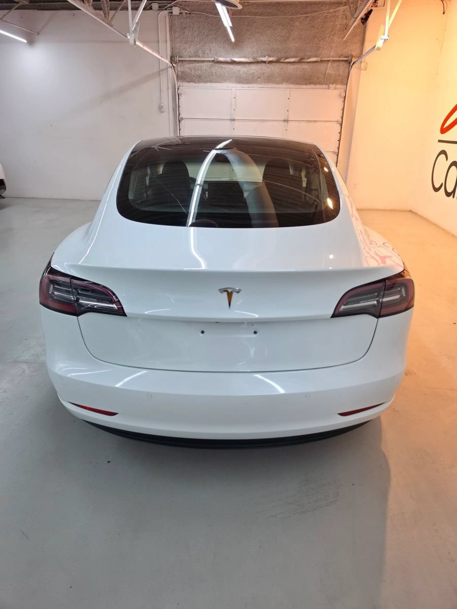 Used 2022 Tesla Model 3 RWD image 5