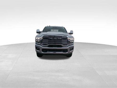 New 2025 RAM 3500 Limited image 8
