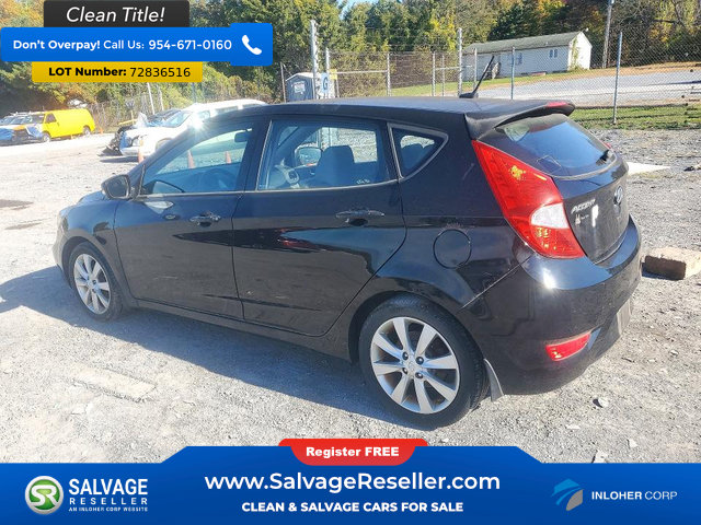 Used 2013 Hyundai Accent SE FWD image 3