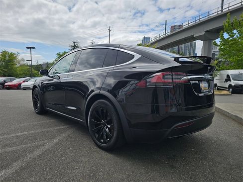 Used 2020 Tesla Model X Performance image 6