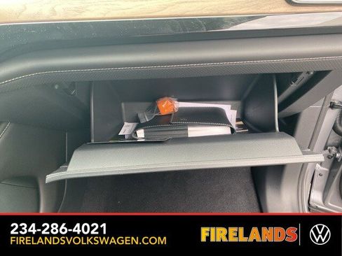 New 2026 Volkswagen Atlas SE image 50