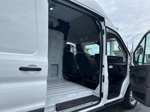 New 2026 Ford Transit 250 148 High Roof AWD image 12