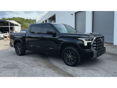 Used 2022 Toyota Tundra Platinum image 2