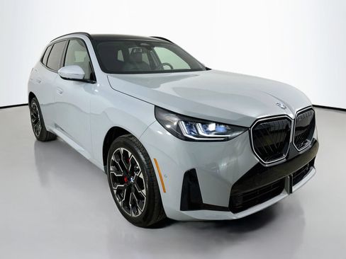 New 2026 BMW X3 xDrive30i w/ Premium Package AWD/4WD image 3