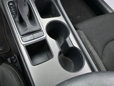 Used 2020 Kia Optima LX image 18