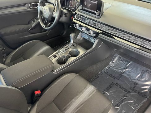 Certified 2025 Honda Civic Sport image 32