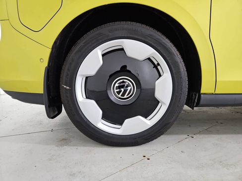 New 2025 Volkswagen ID. Buzz Pro S Plus image 13