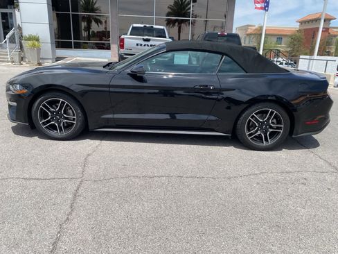 Used 2020 Ford Mustang Premium RWD image 9