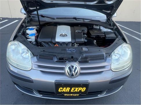 Used 2009 Volkswagen Rabbit S image 37