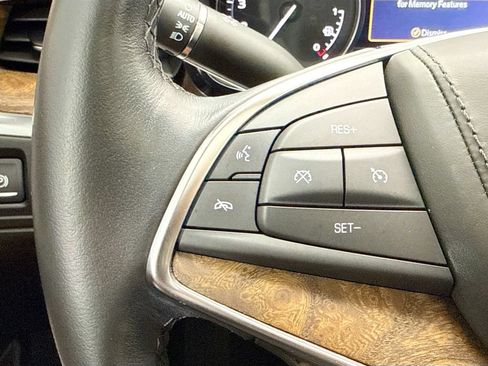 Used 2024 Cadillac XT5 Premium Luxury w/ Platinum Package FWD image 11