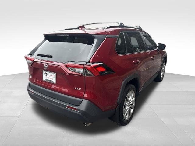Used 2024 Toyota RAV4 XLE Premium FWD image 5