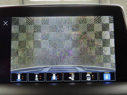 Used 2024 GMC Yukon XL SLT image 20