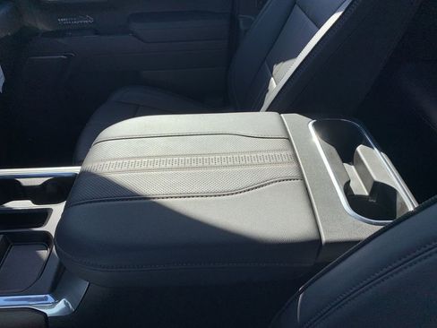 Used 2024 Chevrolet Silverado 1500 High Country w/ High Country Premium Package image 23