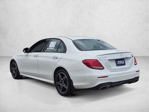 Certified 2018 Mercedes-Benz E 300 4MATIC image 8