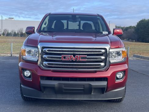 Used 2020 GMC Canyon SLE w/ SLE Convenience Package image 3