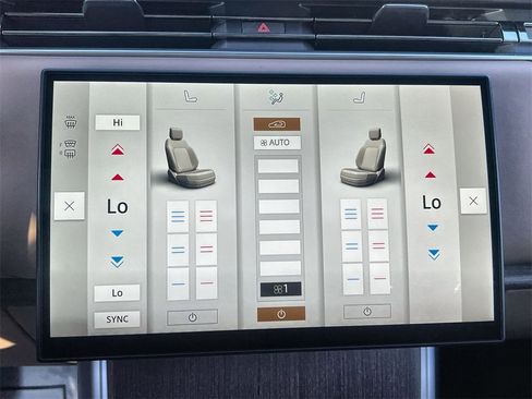 New 2026 Land Rover Range Rover SE image 27