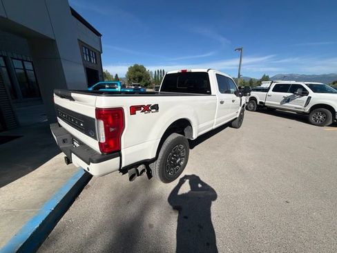 Used 2017 Ford F350 Platinum w/ Platinum Ultimate Package AWD/4WD image 10