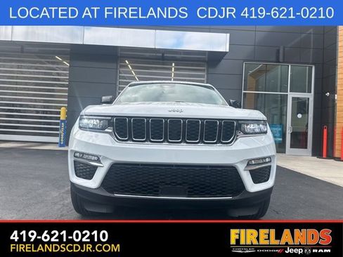Used 2023 Jeep Grand Cherokee Limited AWD/4WD image 2