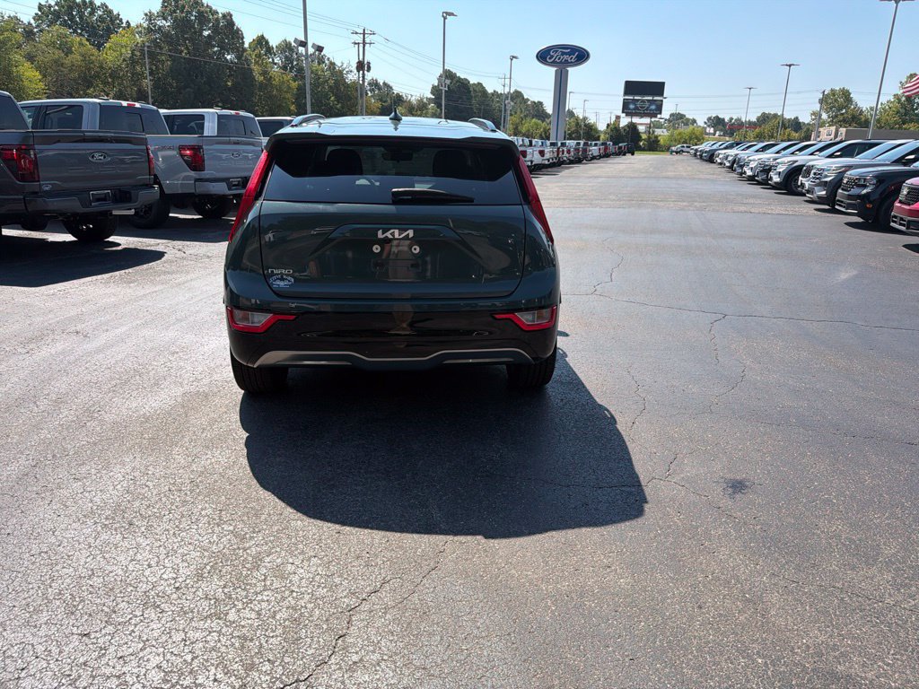 Used 2024 Kia Niro Wind FWD image 4