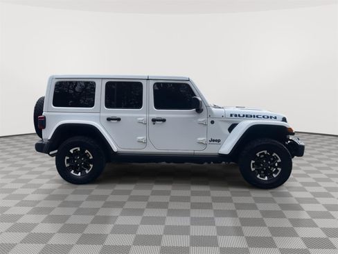 Used 2024 Jeep Wrangler Unlimited Rubicon 4xe AWD/4WD image 4