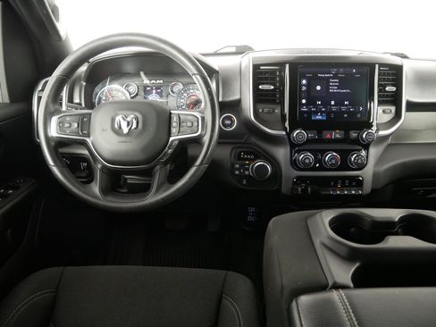 Used 2025 RAM 1500 Big Horn AWD/4WD image 21
