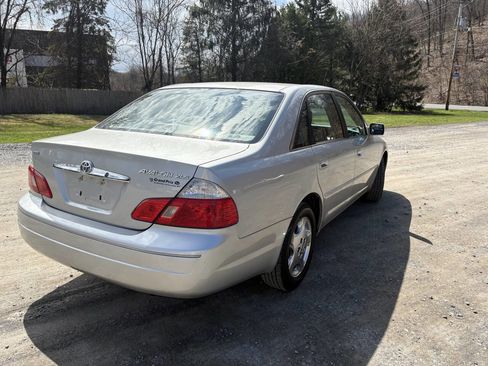 Used 2003 Toyota Avalon XLS FWD image 6