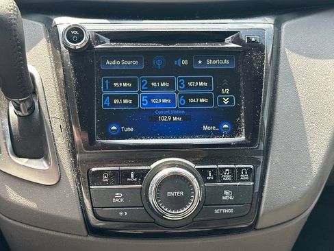 Used 2016 Honda Odyssey Touring image 25