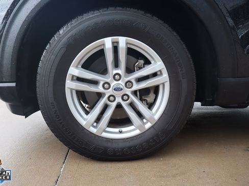 Used 2023 Ford Explorer XLT RWD image 10