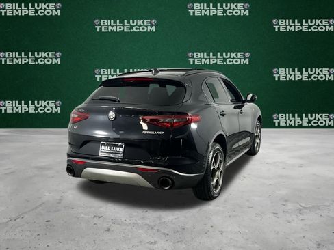 Used 2022 Alfa Romeo Stelvio Ti image 4
