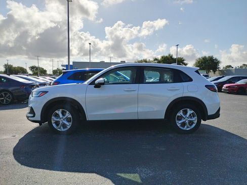 Used 2025 Honda HR-V LX image 7