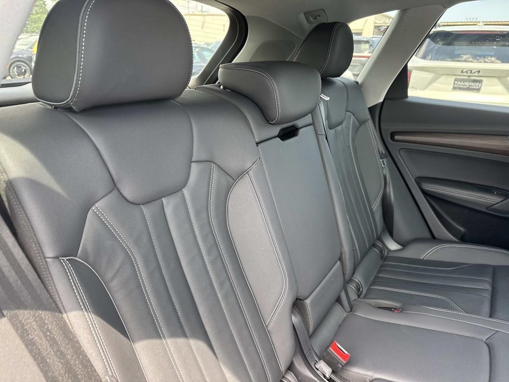 Used 2024 Audi Q5 2.0T Premium Plus AWD/4WD image 14