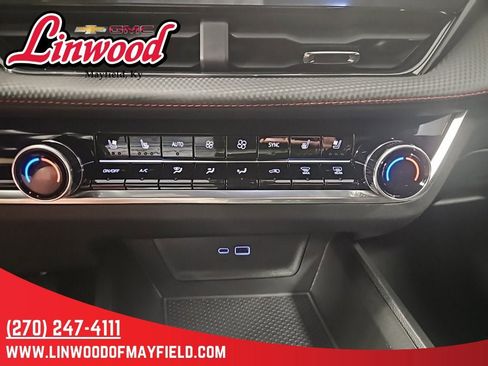 New 2026 Chevrolet Equinox RS w/ Convenience Package III image 25