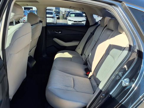 Certified 2023 Honda Accord EX image 18